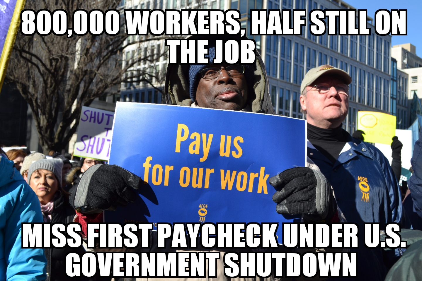 800,000 miss paychecks under government shutdown