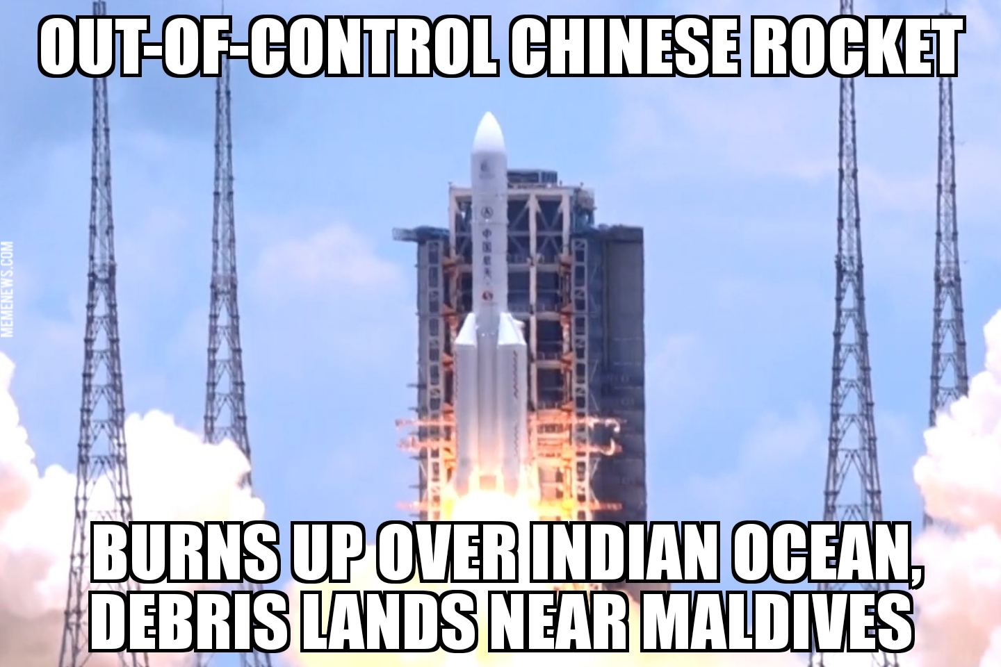 Chinese rocket burns up over Indian Ocean