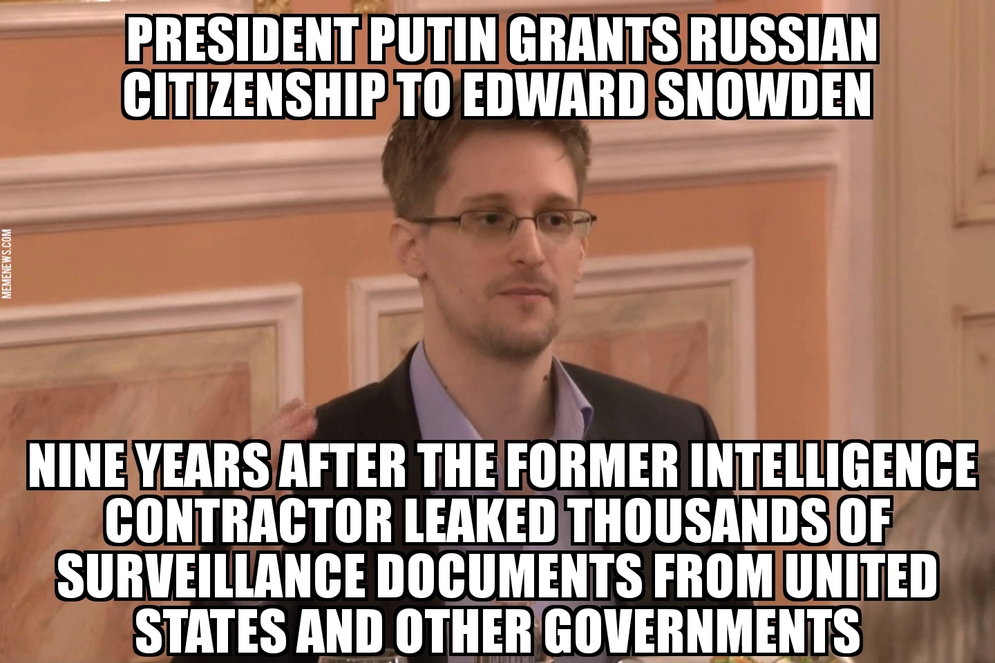 Russia grants Edward Snowden citizenship